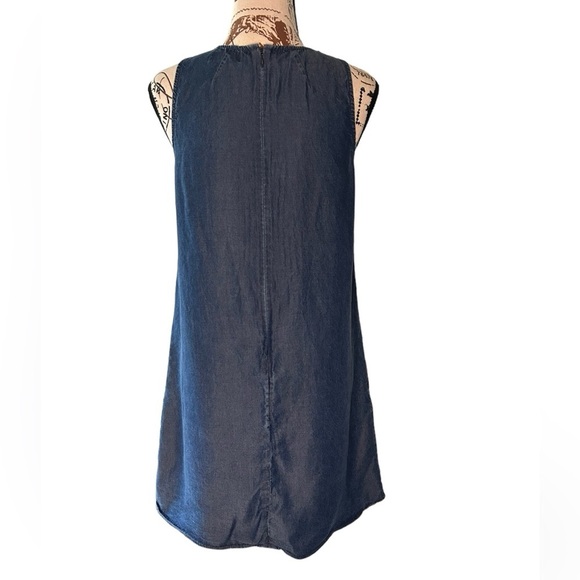 5/$25 Gap adorable blue chambray sleeveless mini prairie dress size small - Picture 4 of 8